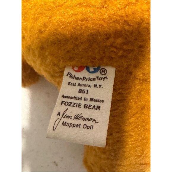Vintage Fisher Price Fozzie Bear with Hat Jim Henson Muppets 851 Plush Doll Stuf - Picture 7 of 8
